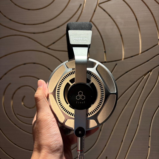 final D8000 DC Pro Headphones