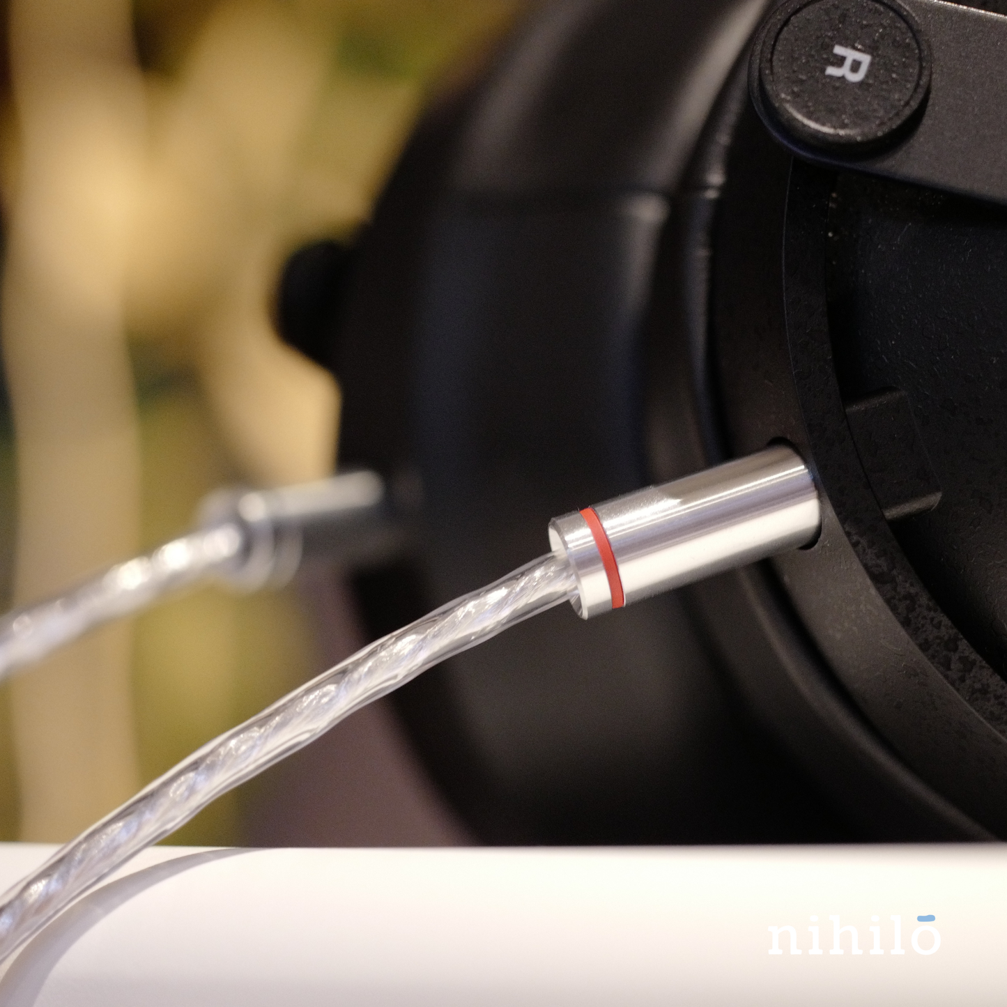 final DX4000CL Closed-Back Reference Headphones (Preorder)