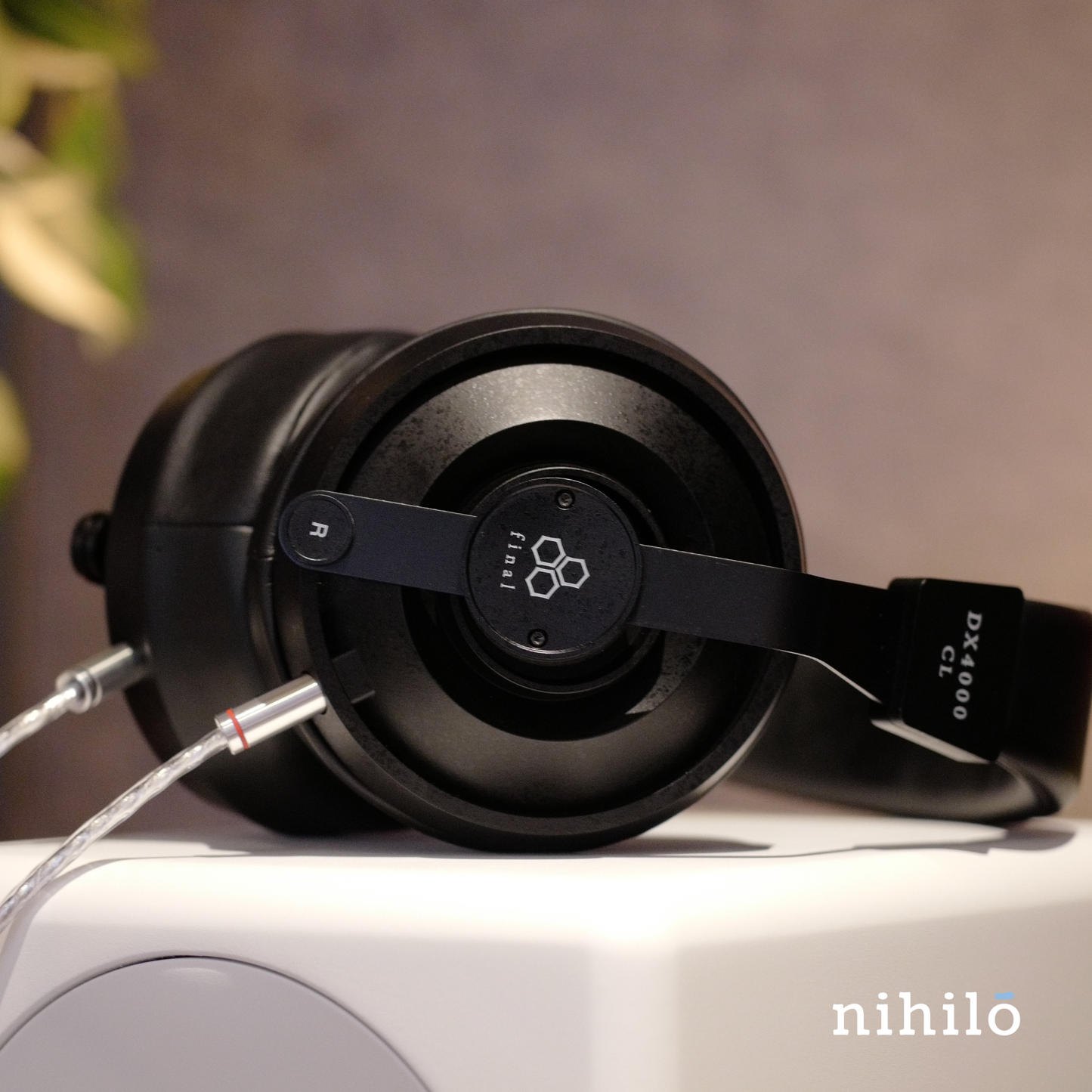 final DX4000CL Closed-Back Reference Headphones (Preorder)