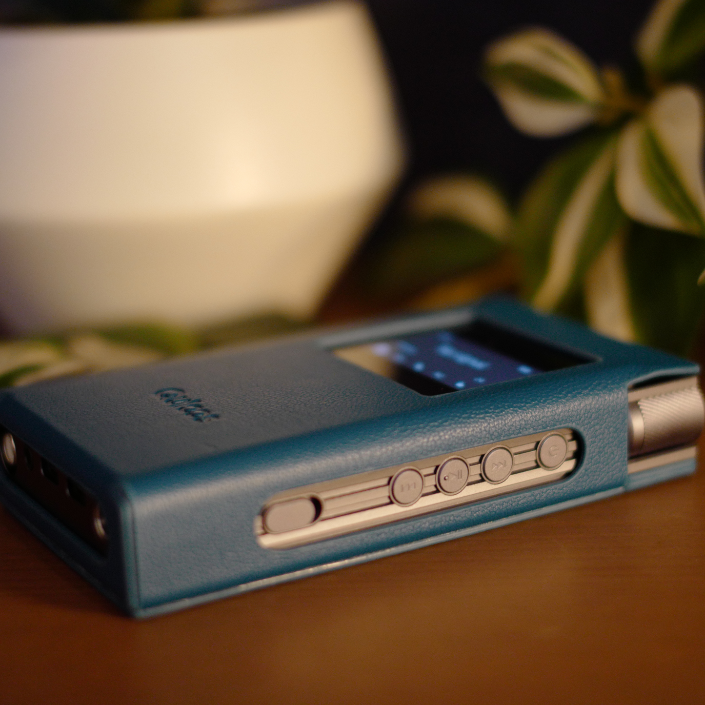 Quloos MUB5 Portable Discrete R2R Ladder DAC/Amp
