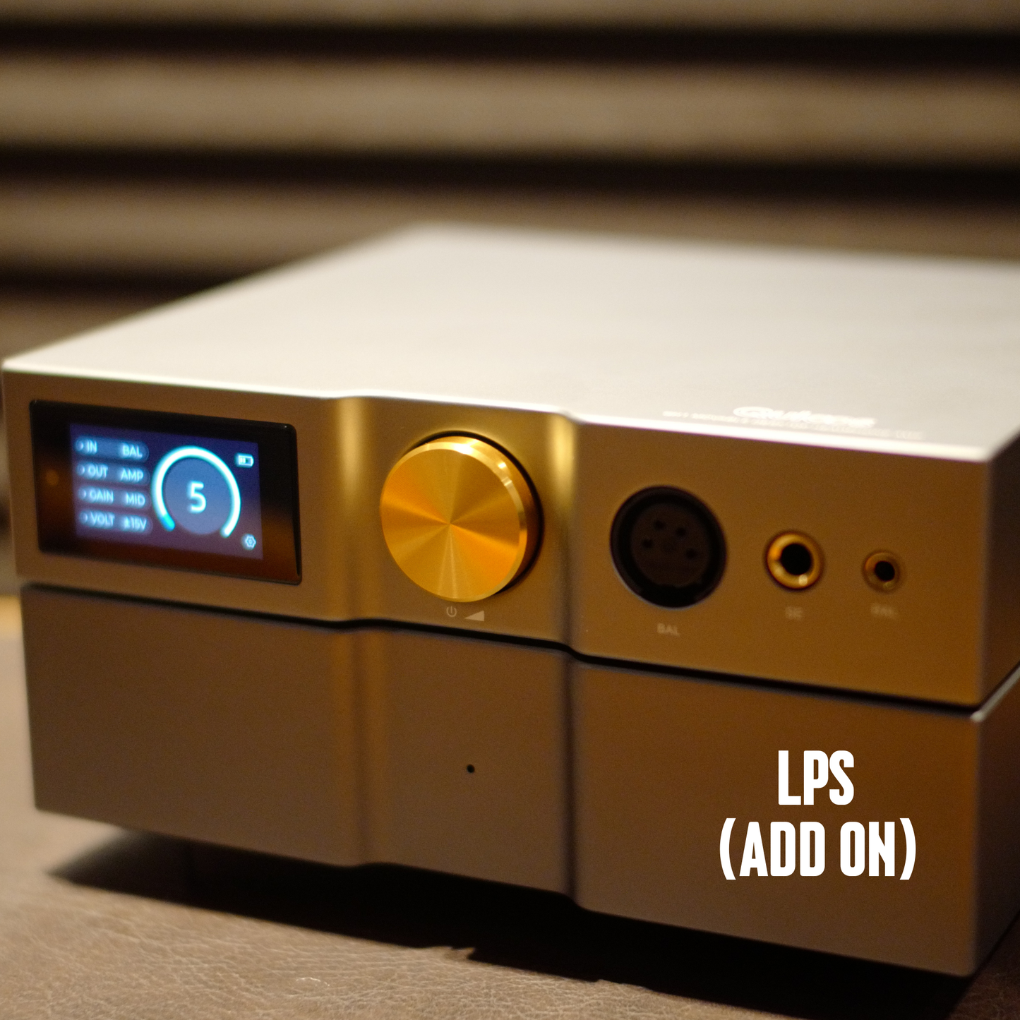 Quloos QH1 Portable Desktop Preamp/Amplifier with LPS Add On